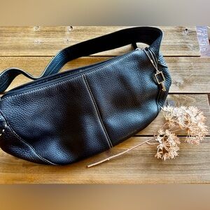 Black Leather Fossil Shoulder Bag